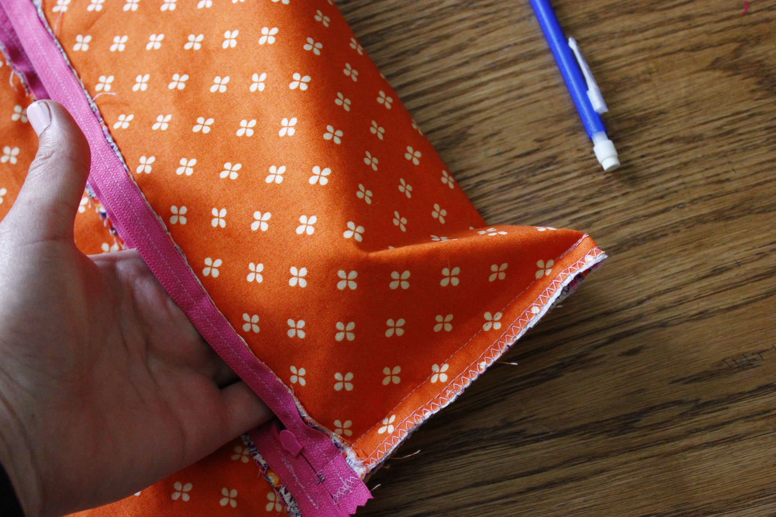 How to make a Cosmetic Bag