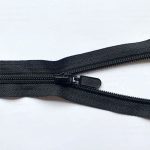 YKK CNFO56 DAGCL OE No5 Nylon Ykk Paddle Puller 71cm 580 - William Gee Uk