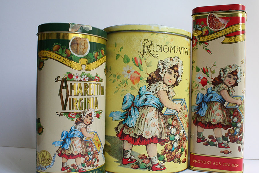 Italian Biscuit tins for larger storage