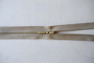 Opti Nylon No.3 Zips - 222 Open Ended - beige