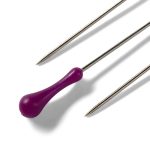 Prym Easy Grasp Pins 10g closeup 028800 - William Gee UK