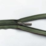 YKK CNFO56 DAGCL OE No5 Nylon Ykk Silver Slider 51cm 566 - William Gee Uk