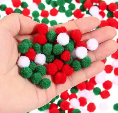 Christmas Pom Poms Set - William Gee UK